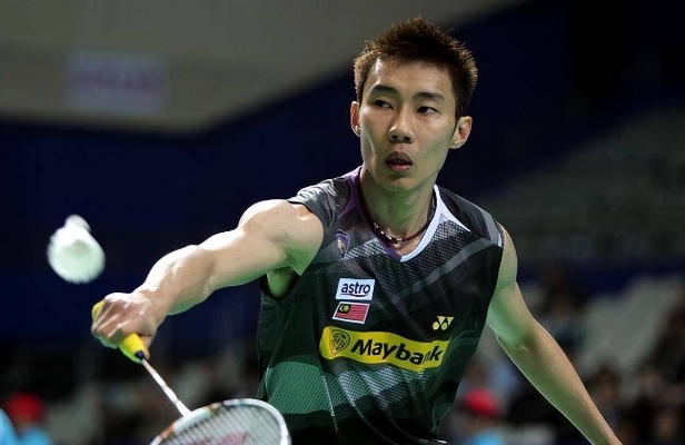 日本羽毛球队险胜英格兰羽毛球队,李宗伟高光表现 日本羽毛球队险胜英格兰羽毛球队,李宗伟高光表现