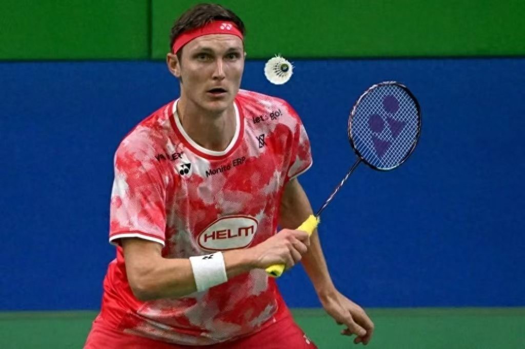 泰国羽毛球队横扫印度羽毛球队，安赛龙完成帽子戏法