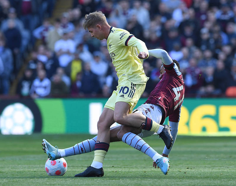 连胜势头难挡！棒球豪取十连胜