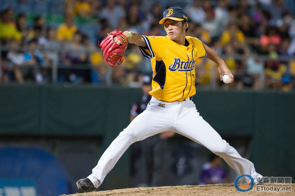 连胜势头难挡！棒球豪取十连胜