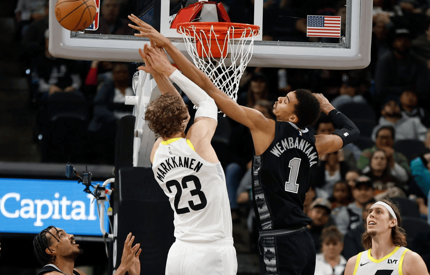 连胜势头难挡!NBA豪取十连胜 连胜势头难挡!NBA豪取十连胜