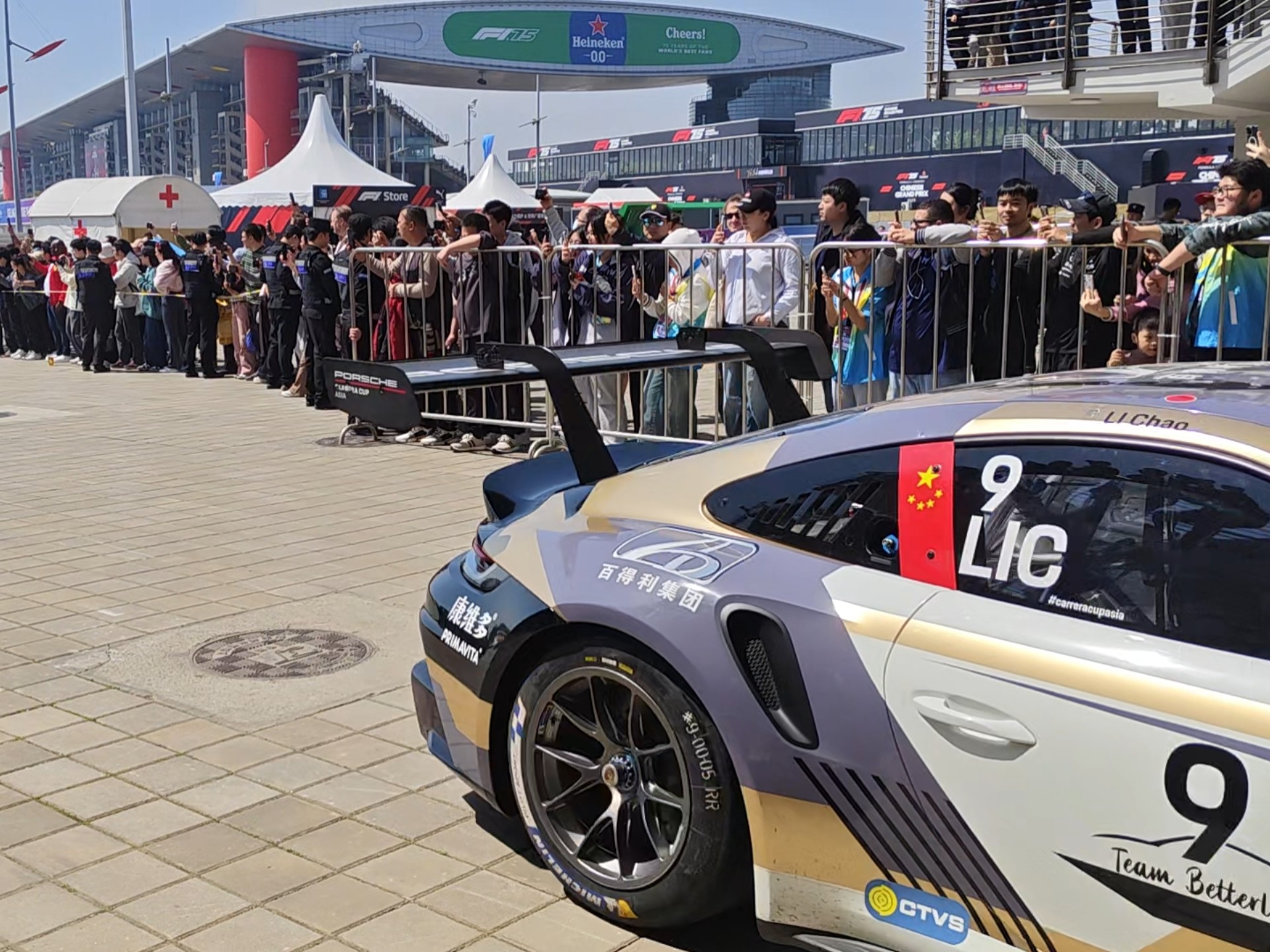 赛车赛事精彩瞬间盘点，年度回顾震撼登场