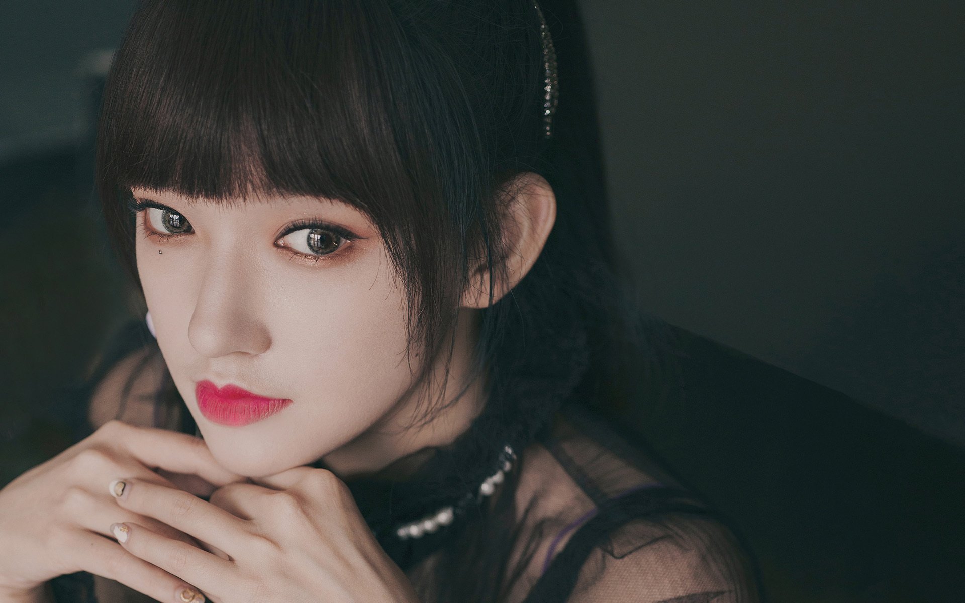 街道狂飙与篮下风暴,当F1速度点燃篮球爆冷奇迹