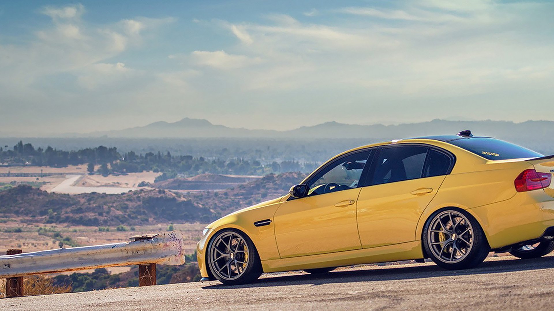 胜负两重天，奥地利压哨绝杀尤文，迪亚斯成全场灵魂引擎