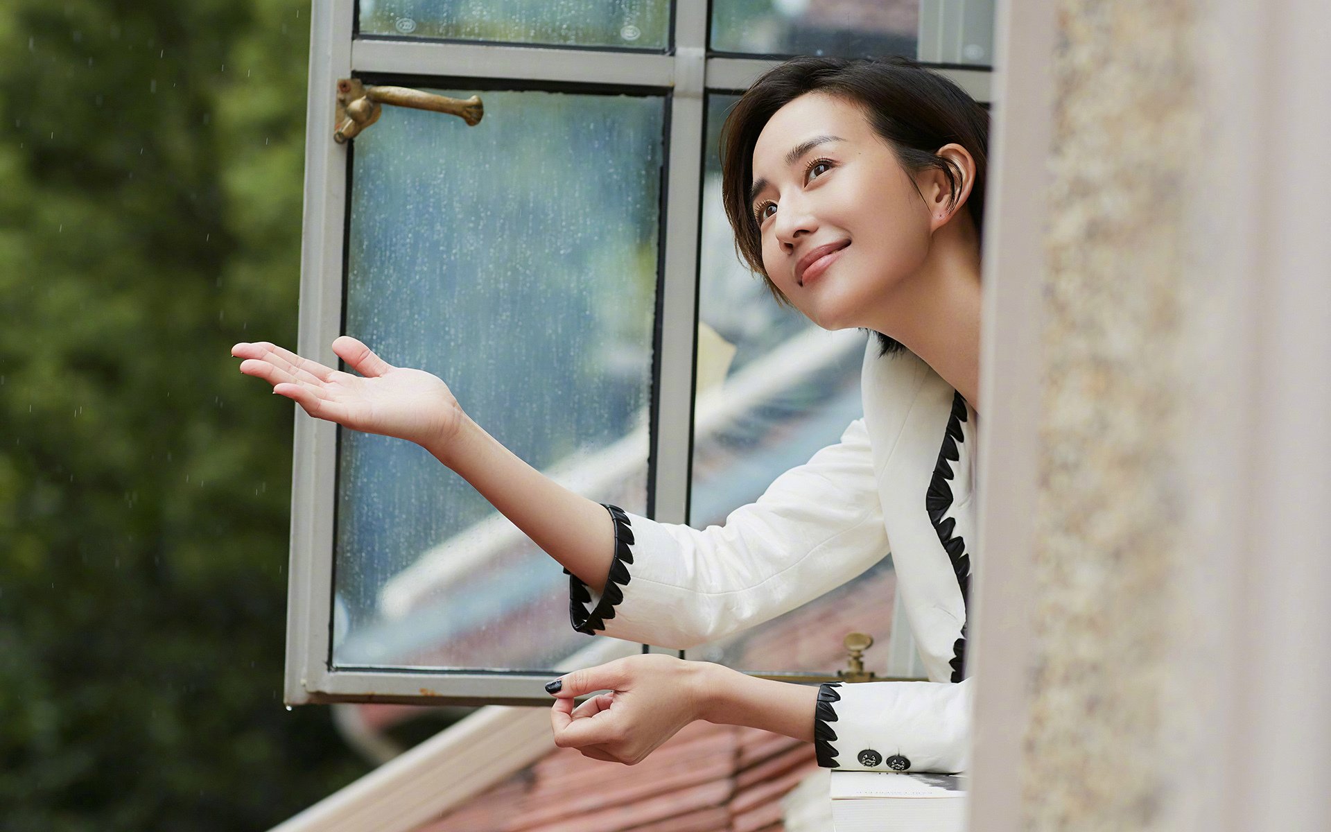 舞台魔力的对决,奥亚尔萨瓦尔闪耀欧冠,巴西军团冲垮国米防线