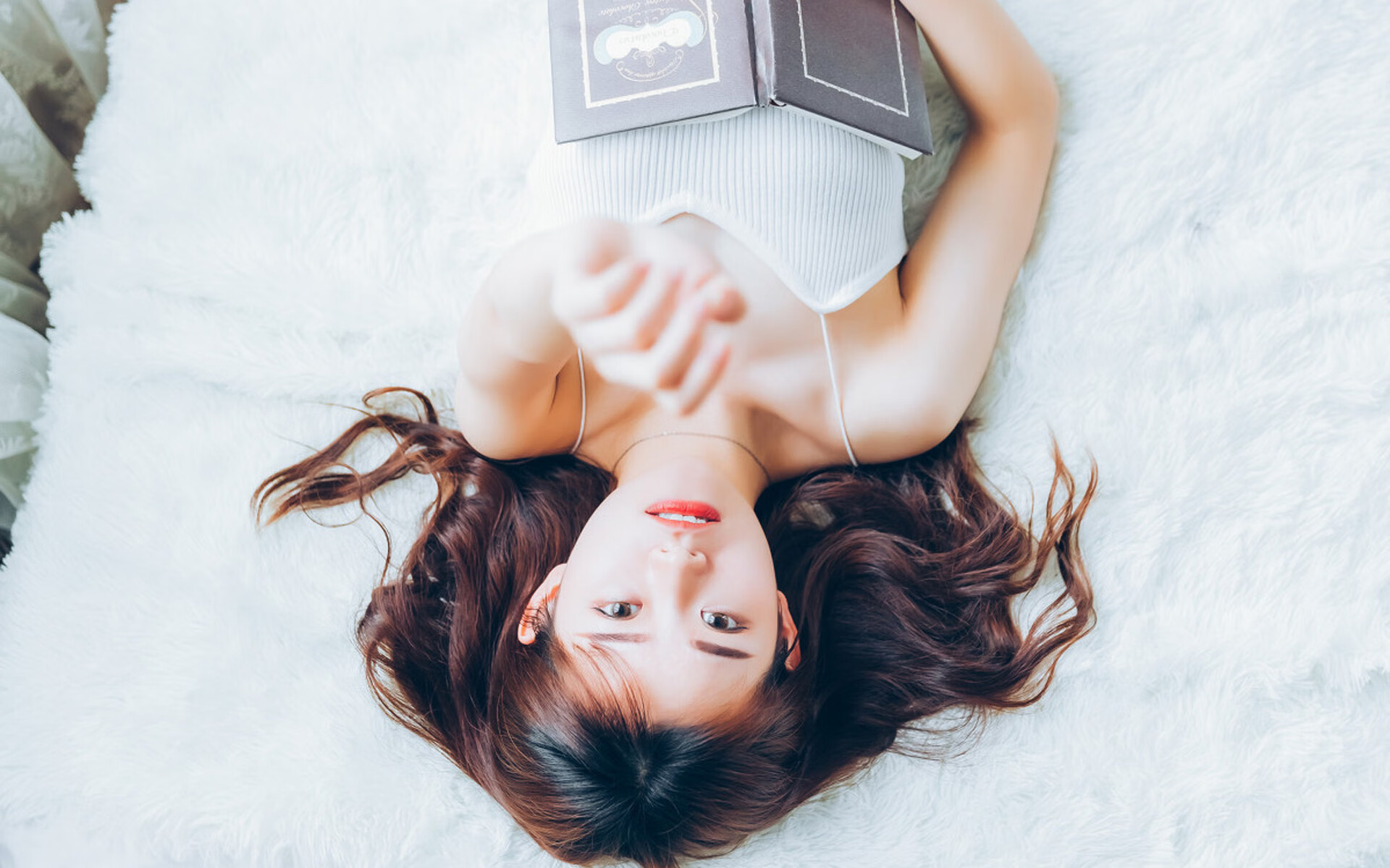 横扫魔鬼主场！上海男篮三军用命，外援米切尔关键时刻连砍10分锁定胜局