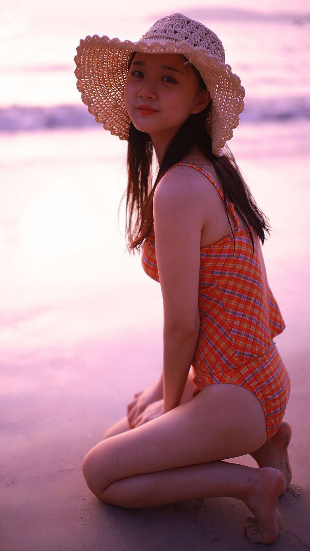 开云体育登录-另类帽子戏法，当NBA赛场与欧洲篮球在同一夜诠释领导力的极致