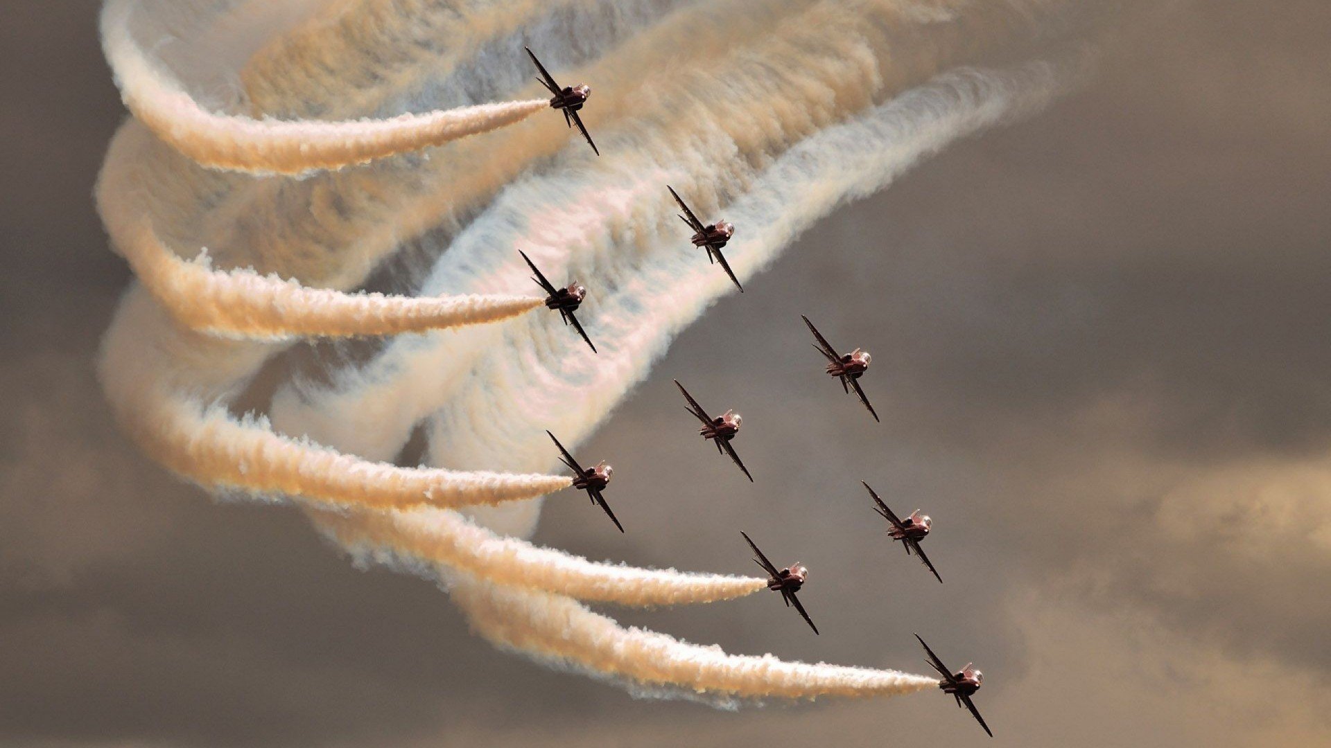 烽火连三月，孤胆与洪流的终极对话